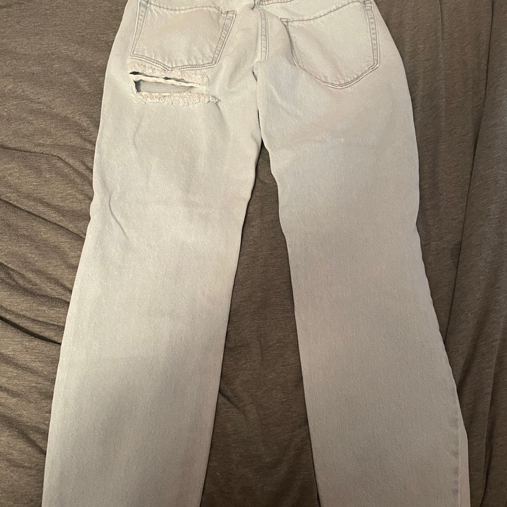 Ripped jeans